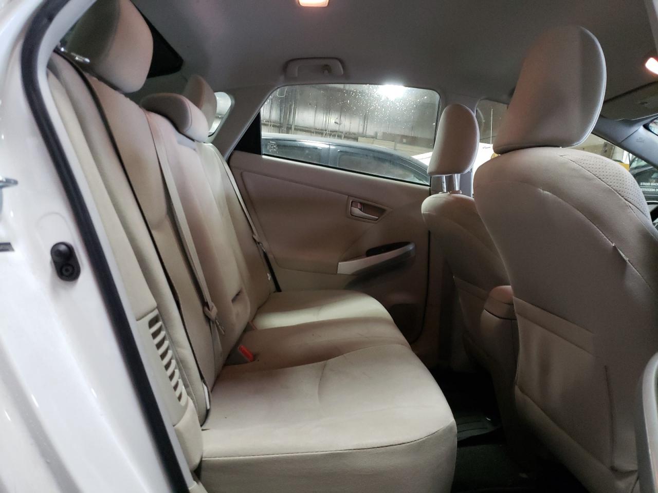 Photo 6 from auction – 2012 TOYOTA PRIUS with VIN JTDKN3DU4C5506026