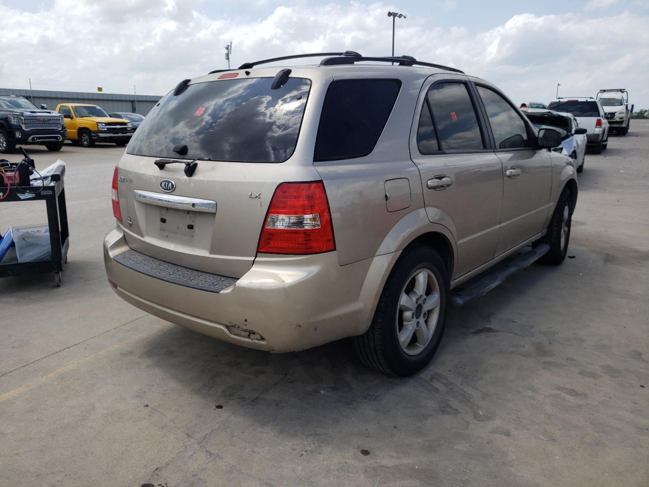 Photo 4 from auction – 2007 KIA SORENTO EX with VIN KNDJD736575671159