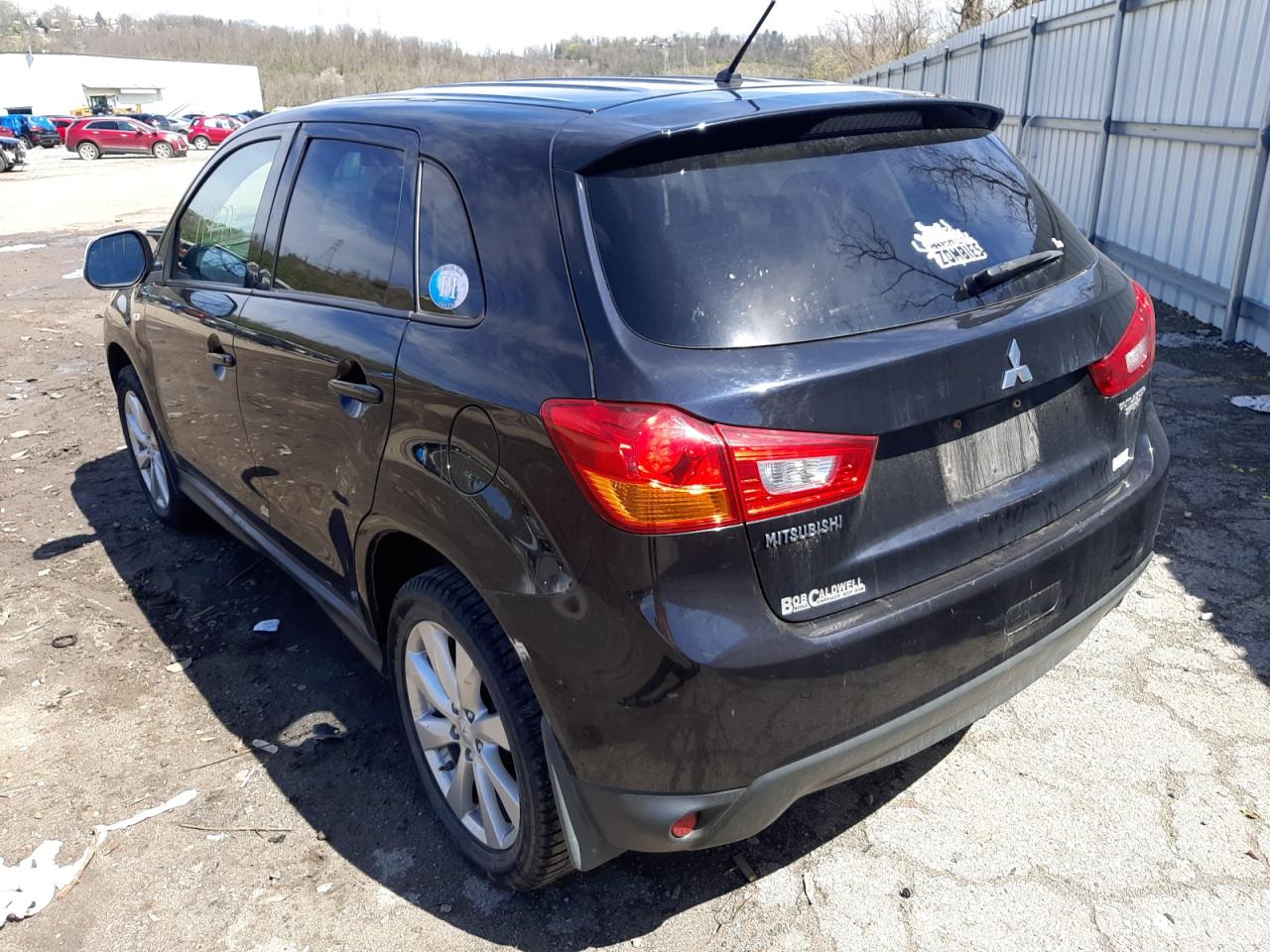 Photo 3 from auction – 2014 MITSUBISHI OUTLANDER with VIN 4A4AP3AU7EE028092