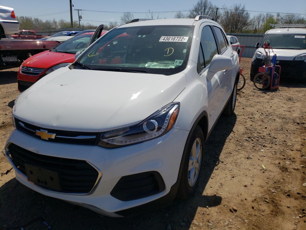 Photo 2 from auction – 2020 CHEVROLET TRAX 1LT with VIN KL7CJLSB8LB063248