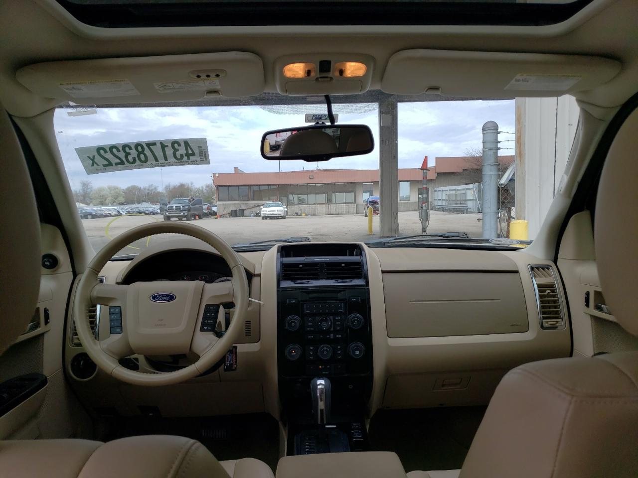 Photo 9 from auction – 2011 FORD ESCAPE LIM with VIN 1FMCU9E78BKB23222