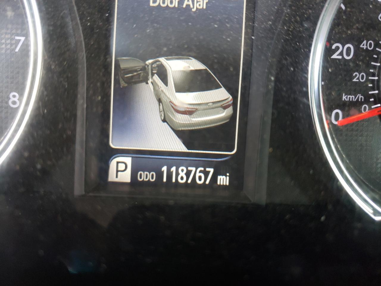 Photo 8 from auction – 2015 TOYOTA CAMRY LE with VIN 4T1BF1FK3FU920076