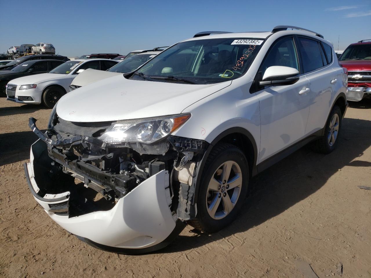 Photo 2 from auction – 2015 TOYOTA RAV4 XLE with VIN 2T3RFREV2FW295363