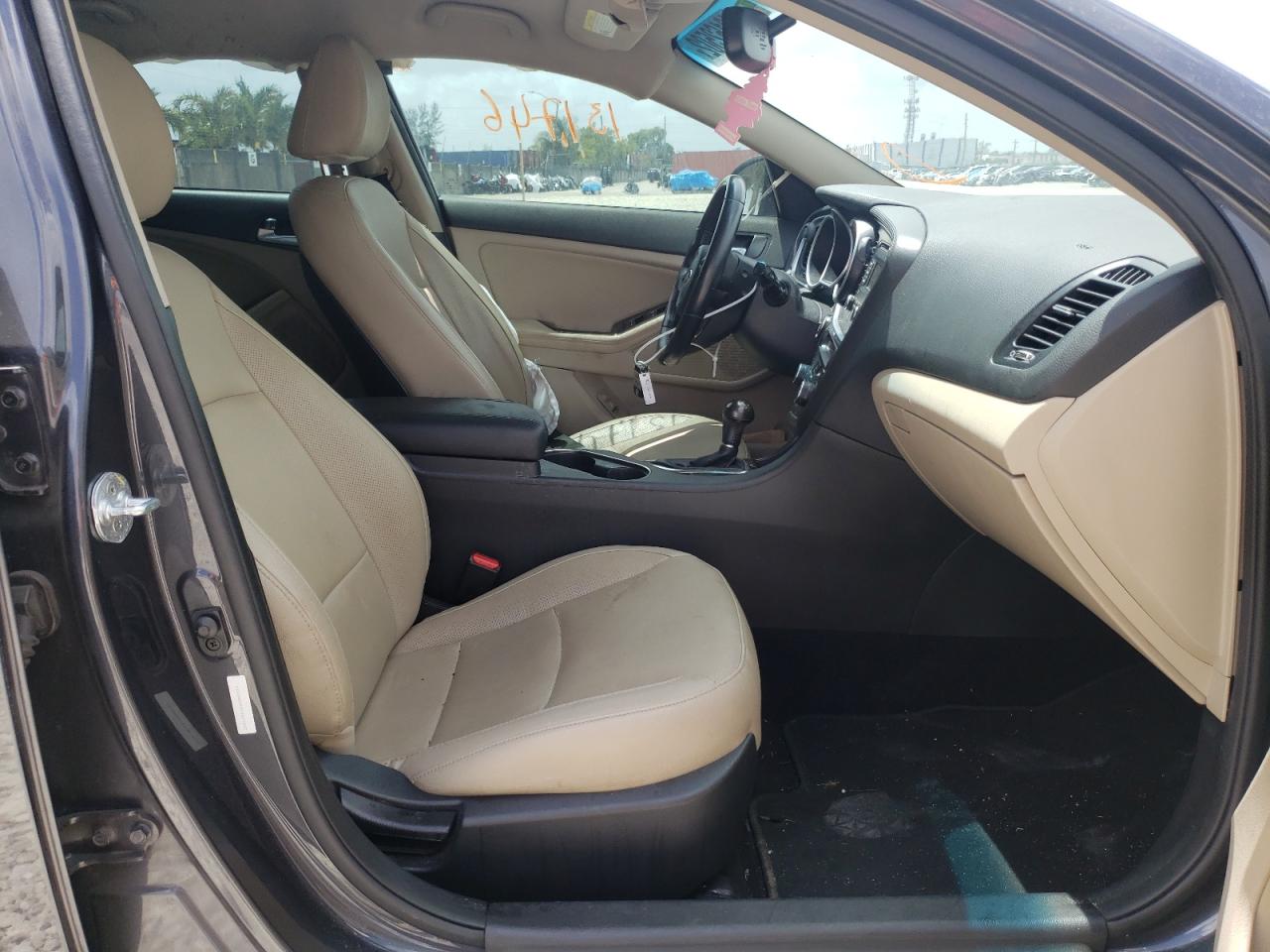 Photo 5 from auction – 2015 KIA OPTIMA EX with VIN 5XXGN4A71FG513042