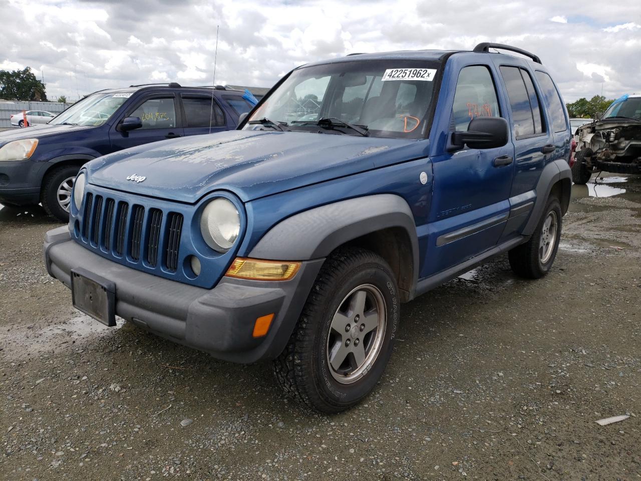 Photo 2 from auction – 2006 JEEP LIBERTY SP with VIN 1J4GL48K76W285038
