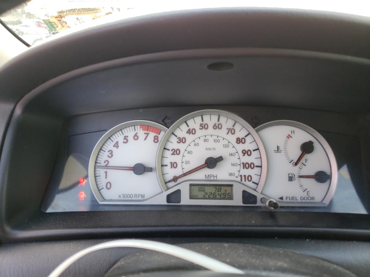 Photo 8 from auction – 2005 TOYOTA COROLLA CE with VIN 2T1BR32E95C335778