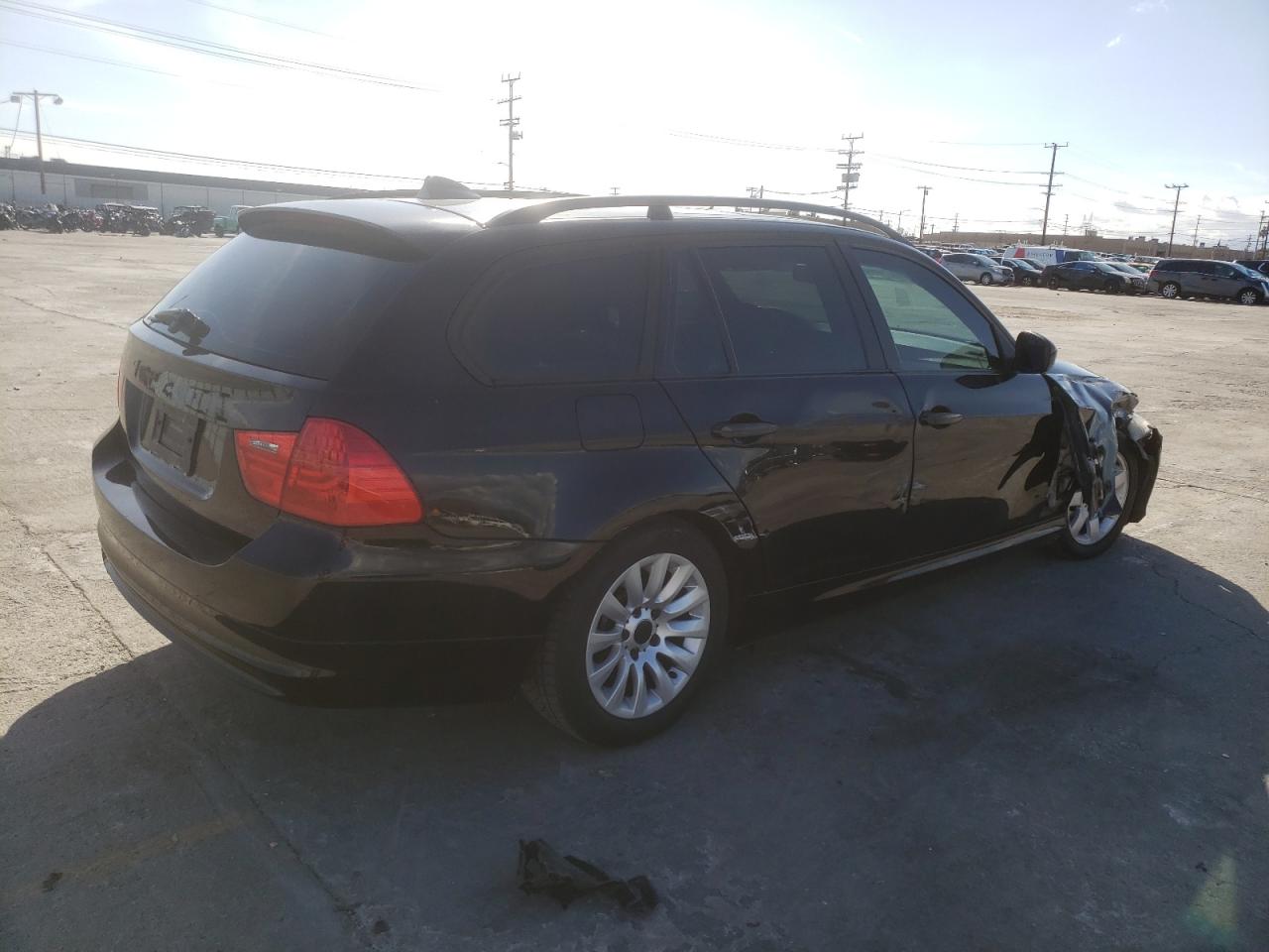 Photo 4 from auction – 2009 BMW 328 IT with VIN WBAUT93589A189716