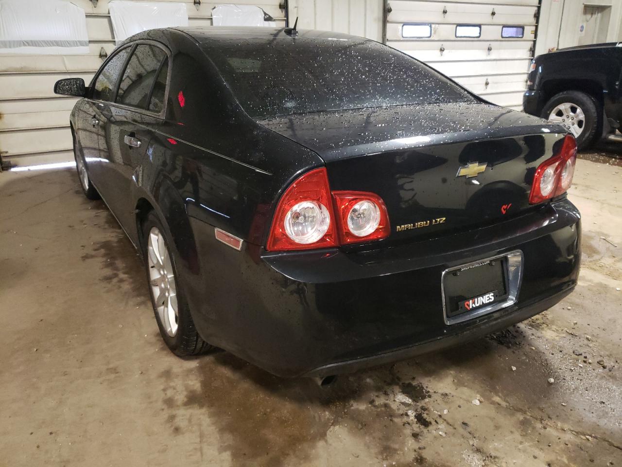 Photo 3 from auction – 2011 CHEVROLET MALIBU LTZ with VIN 1G1ZE5E14BF126586