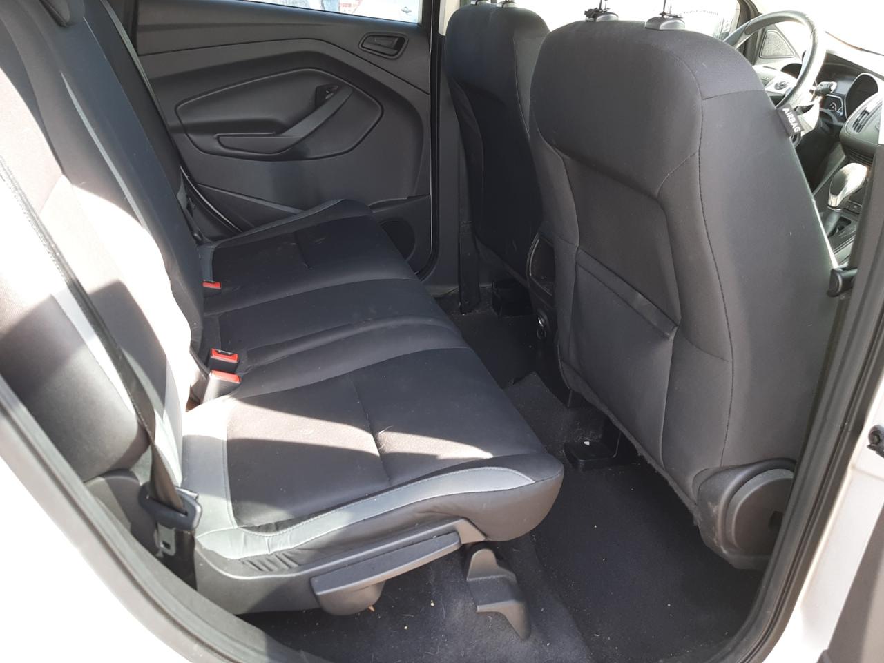Photo 6 from auction – 2015 FORD ESCAPE S with VIN 1FMCU0F75FUB17849