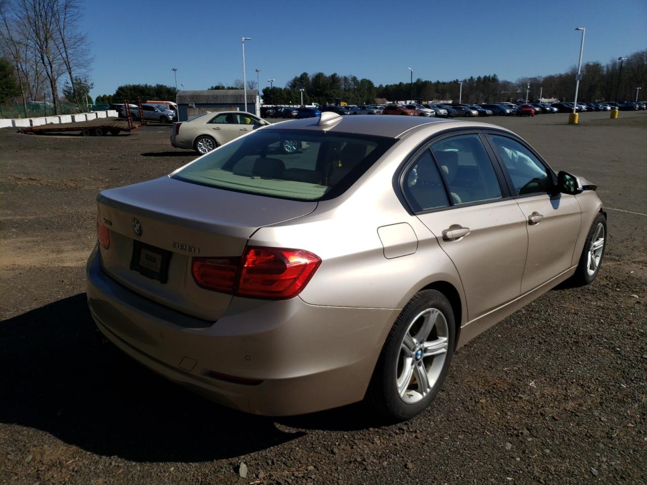 Photo 4 from auction – 2015 BMW 328 XI SUL with VIN WBA3B5C51FF961267