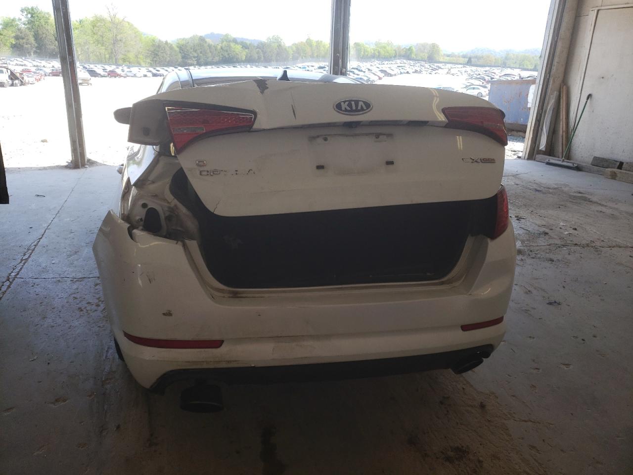 Photo 9 from auction – 2011 KIA OPTIMA EX with VIN KNAGN4A78B5086535