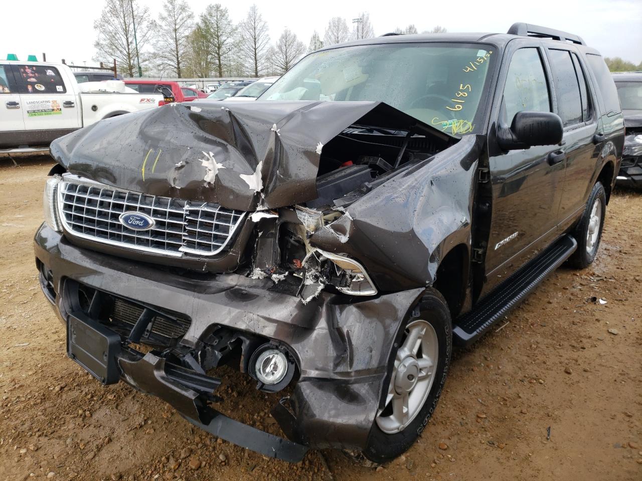 Photo 2 from auction – 2005 FORD EXPLORER X with VIN 1FMZU73E45ZA36185