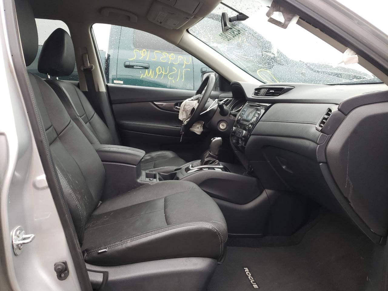 Photo 5 from auction – 2017 NISSAN ROGUE S with VIN KNMAT2MVXHP513689