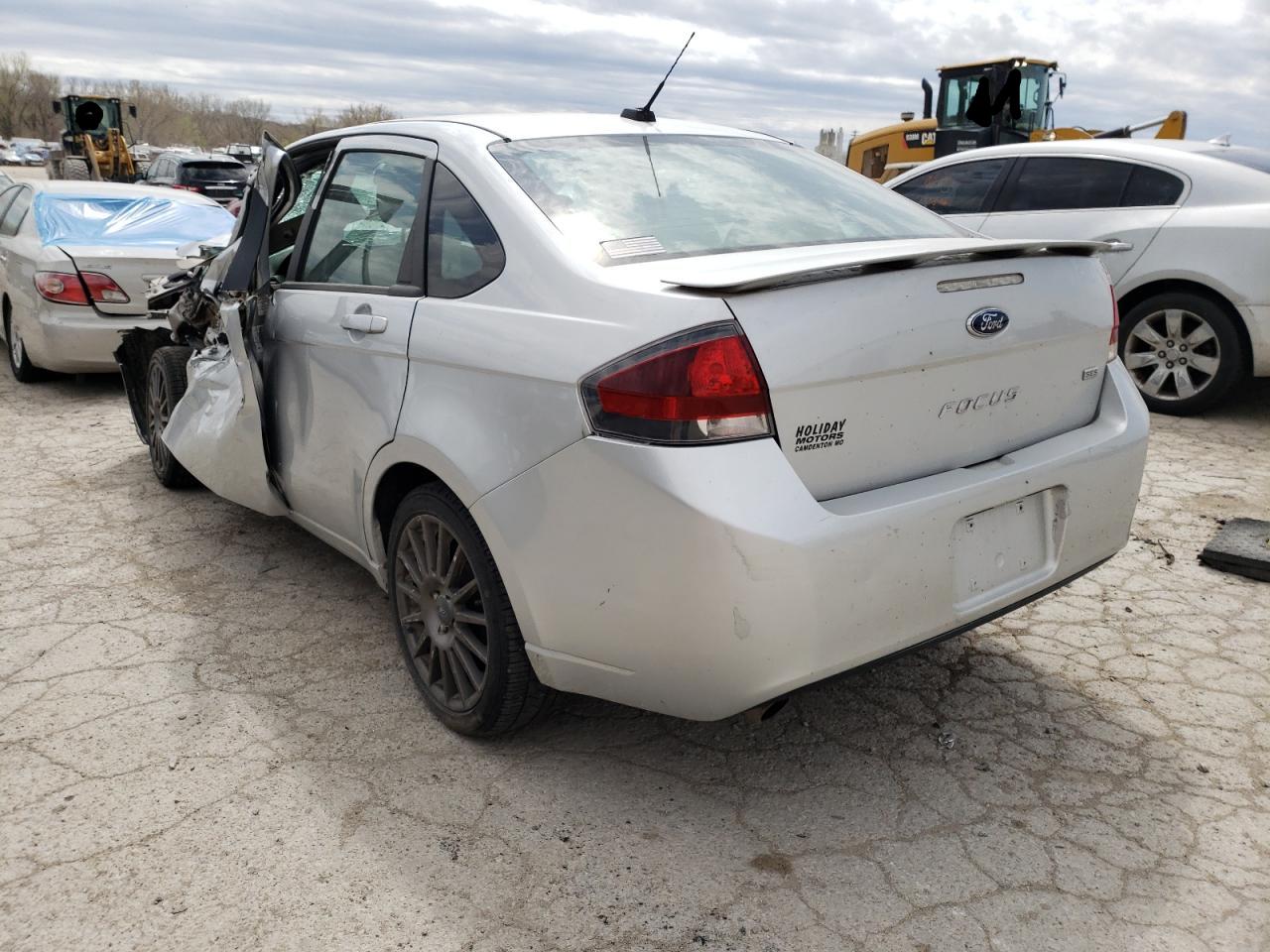 Photo 3 from auction – 2011 FORD FOCUS SES with VIN 1FAHP3GN8BW136528