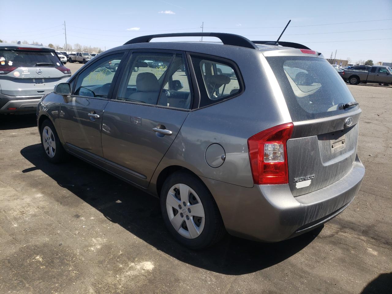 Photo 3 from auction – 2010 KIA RONDO with VIN KNAHG8A82A7293942