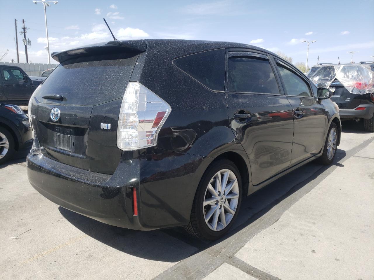 Photo 4 from auction – 2014 TOYOTA PRIUS V with VIN JTDZN3EU1E3331021