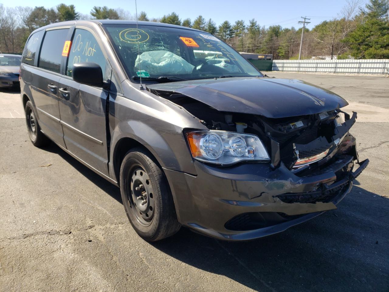 DODGE GRAND CARA 2015 with VIN 2C4RDGBG6FR713689 - Photo from auction