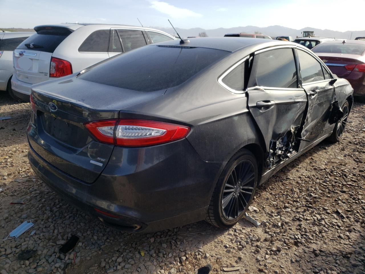 Photo 4 from auction – 2016 FORD FUSION SE with VIN 3FA6P0H90GR385505