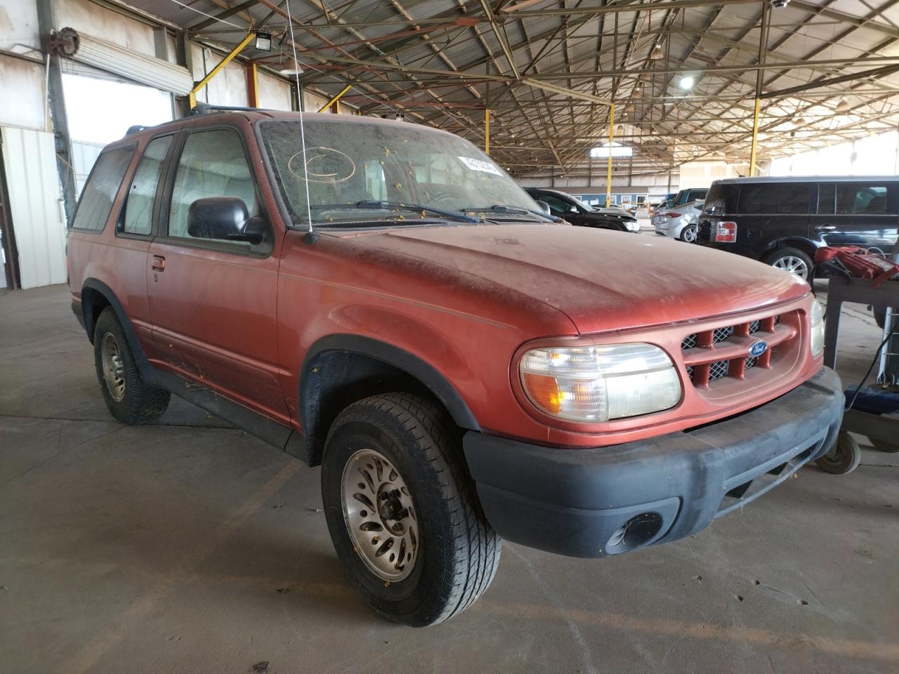 Photo 1 from auction – 1999 FORD EXPLORER with VIN 1FMYU22X7XUB01824