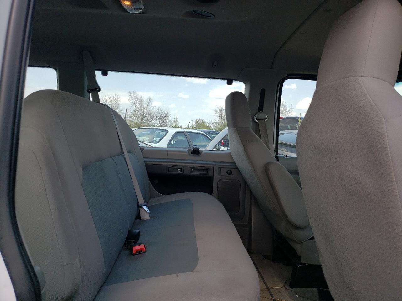 Photo 6 from auction – 2014 FORD ECONOLINE with VIN 1FBSS3BL9EDB03739