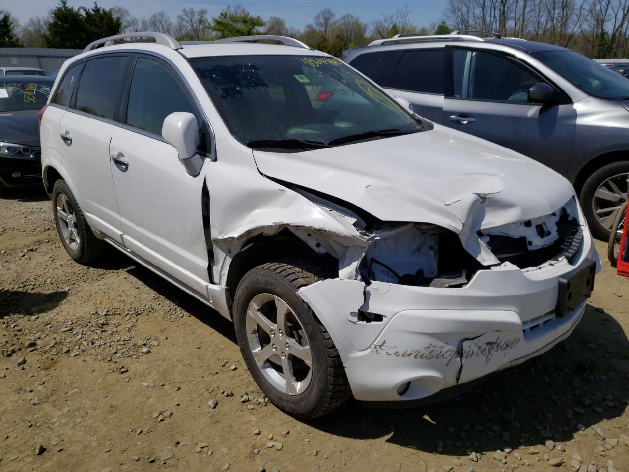 CHEVROLET CAPTIVA LT 2014 with VIN 3GNAL3EK4ES585213 - Photo from auction