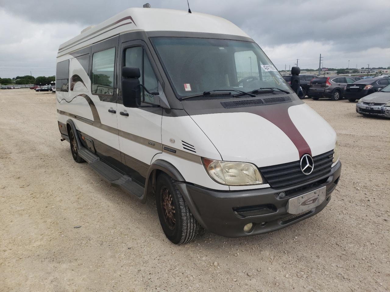Photo 1 from auction – 2005 GULF STREAM TRAVEL TRA with VIN WD2PD744145614863