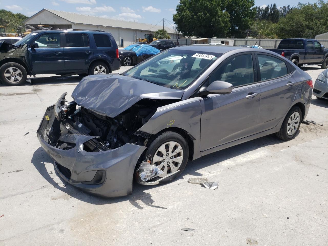 Photo 2 from auction – 2017 HYUNDAI ACCENT SE with VIN KMHCT4AEXHU214869