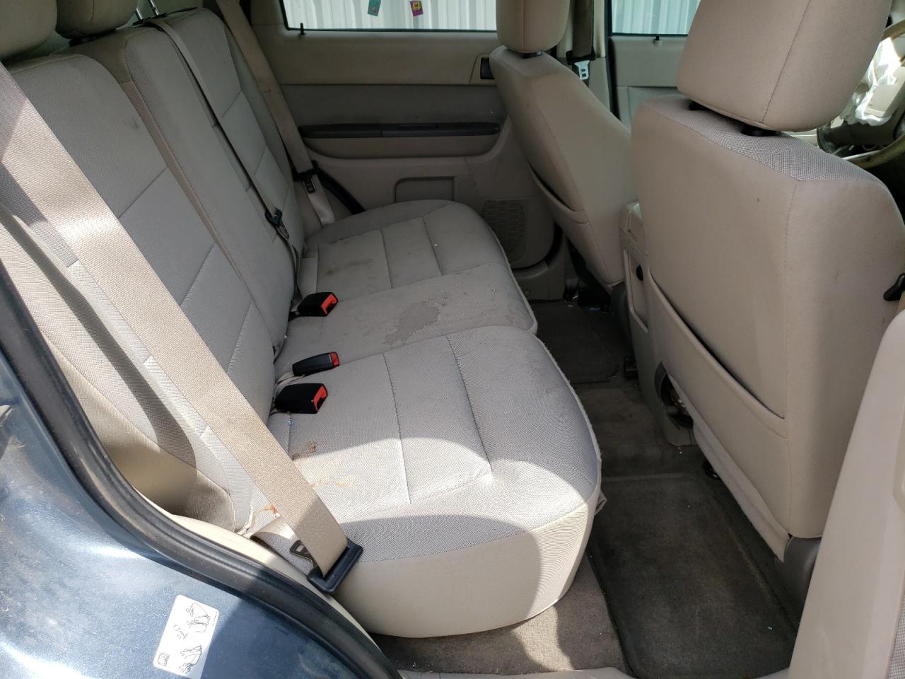 صورة رقم 6 من المزاد - 2010 FORD ESCAPE XLT مع VIN 1FMCU9D76AKD45645