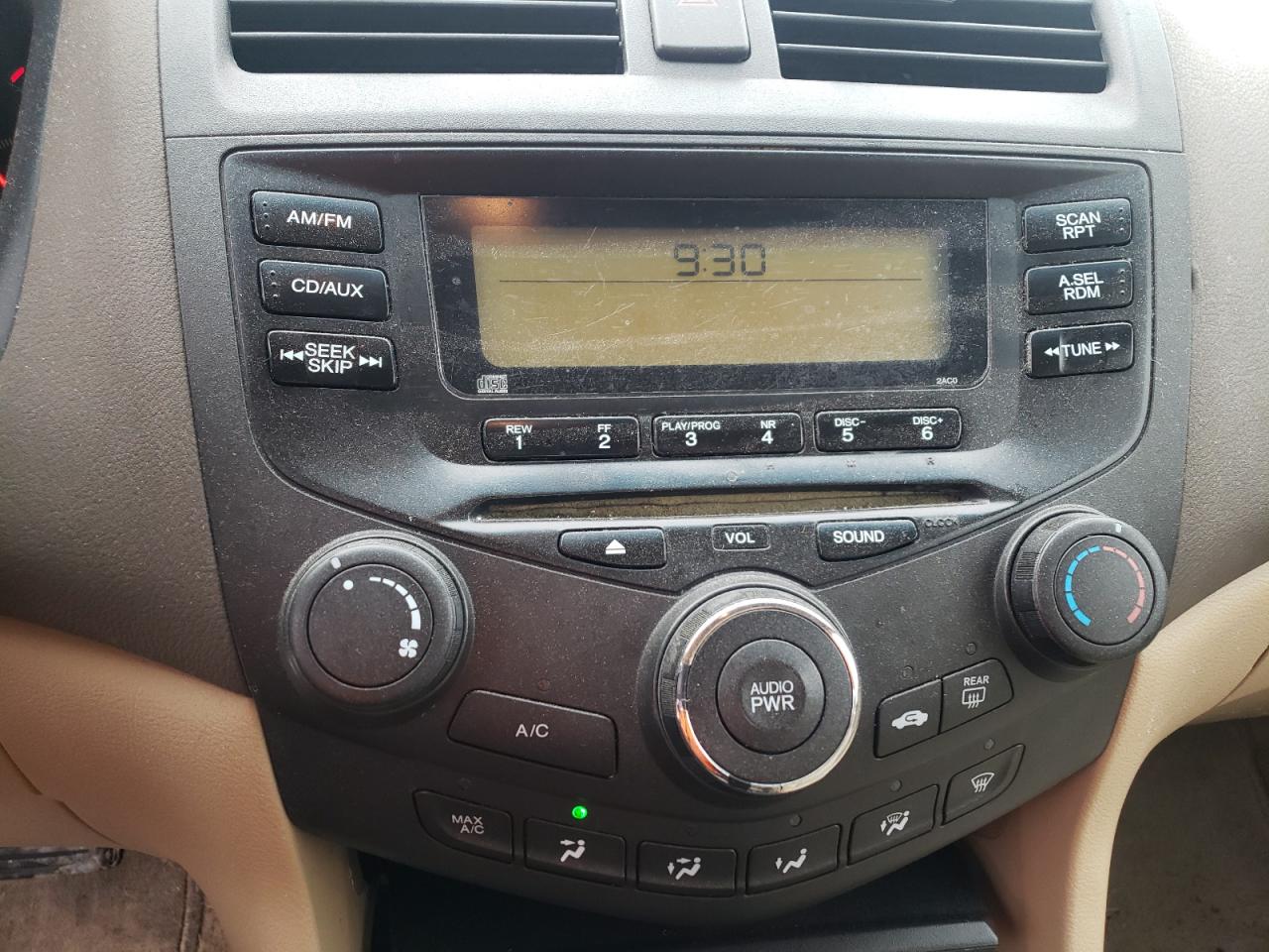 Photo 9 from auction – 2004 HONDA ACCORD LX with VIN 1HGCM56384A178014