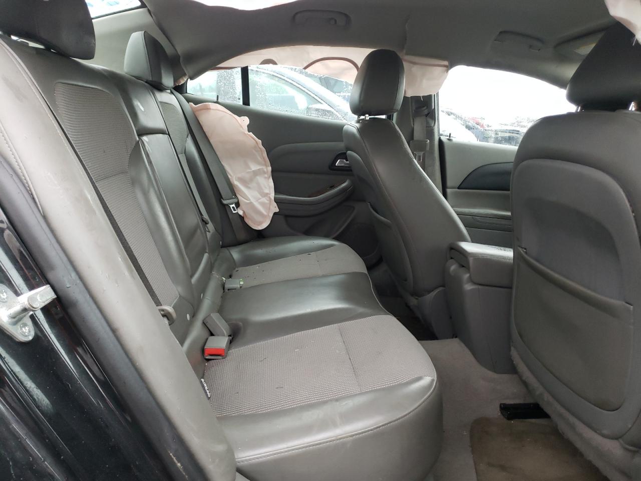 Photo 6 from auction – 2013 CHEVROLET MALIBU 1LT with VIN 1G11C5SA8DF292328
