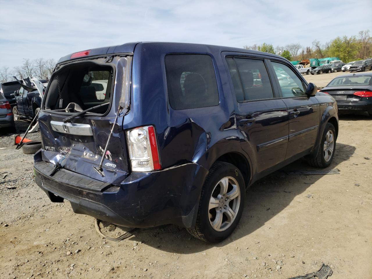 Photo 4 from auction – 2014 HONDA PILOT EXL with VIN 5FNYF4H56EB042187