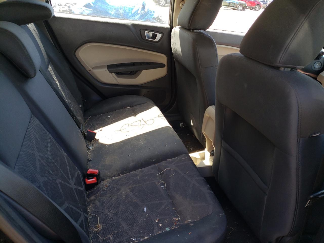 Photo 6 from auction – 2014 FORD FIESTA SE with VIN 3FADP4EJ8EM176584