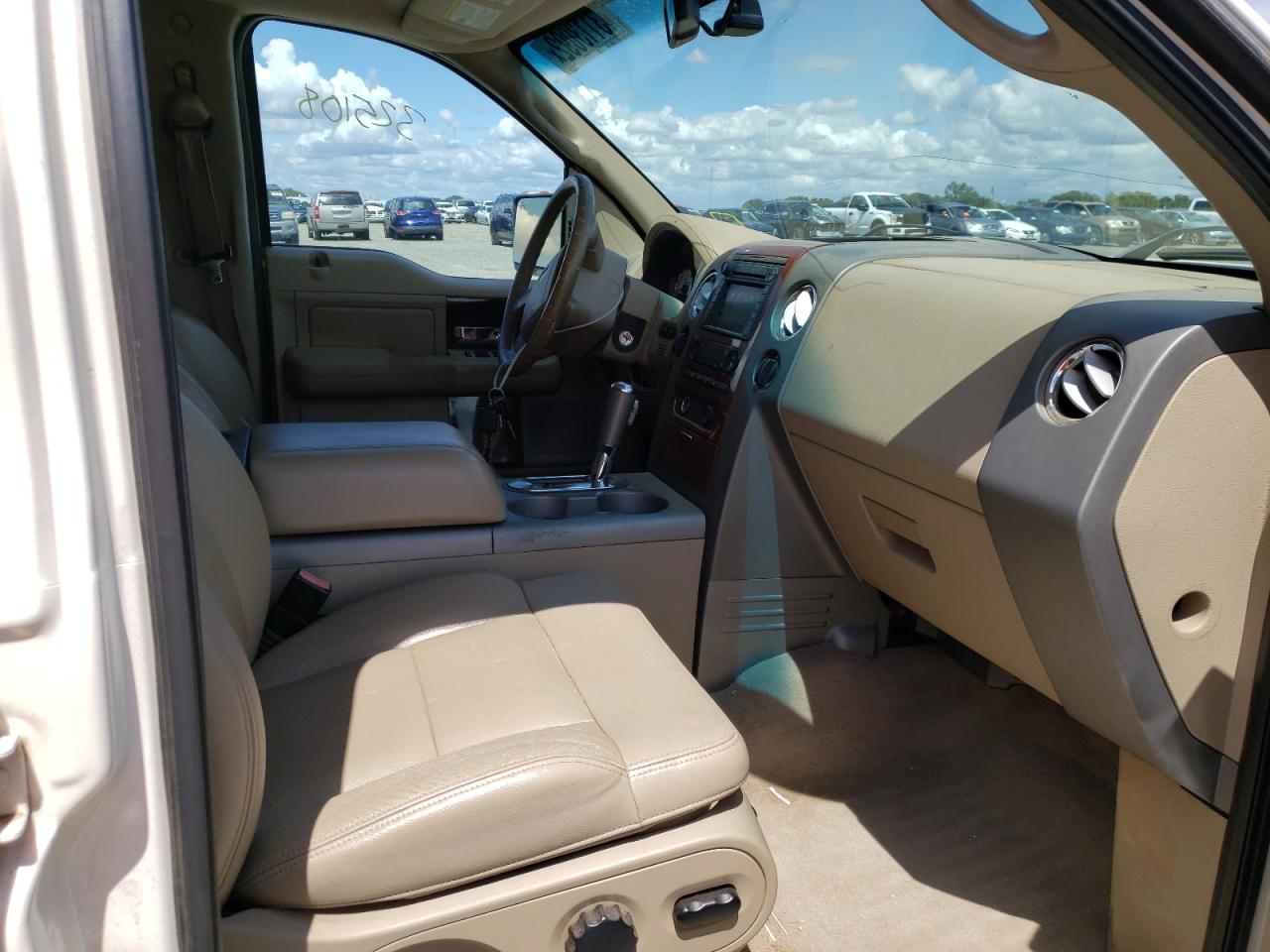 Photo 5 from auction – 2007 FORD F-150 with VIN 1FTPW14587FA89560