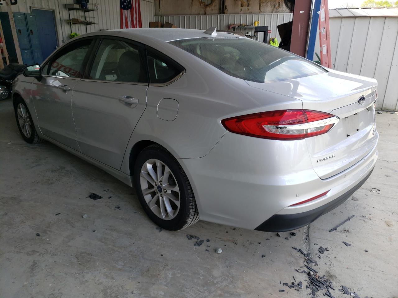 Photo 3 from auction – 2019 FORD FUSION SE with VIN 3FA6P0HD2KR152142