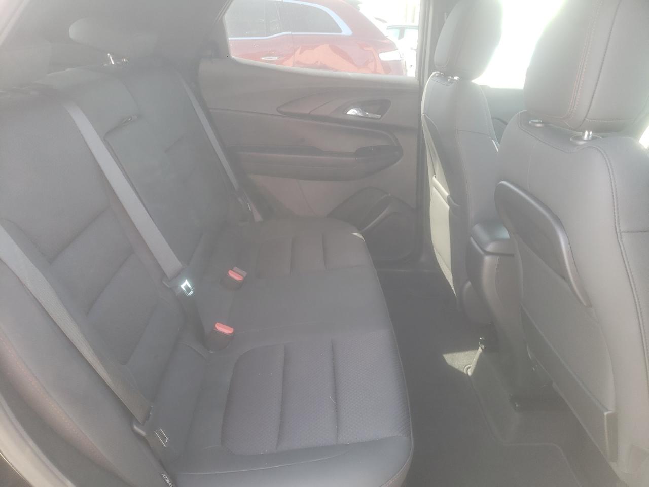 Photo 6 from auction – 2022 CHEVROLET TRAILBLAZE with VIN KL79MTSL0NB016034