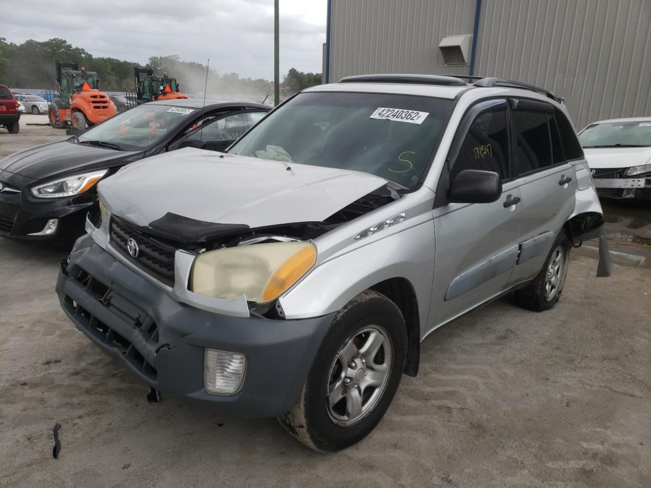Photo 2 from auction – 2001 TOYOTA RAV4 with VIN JTEGH20V010008367