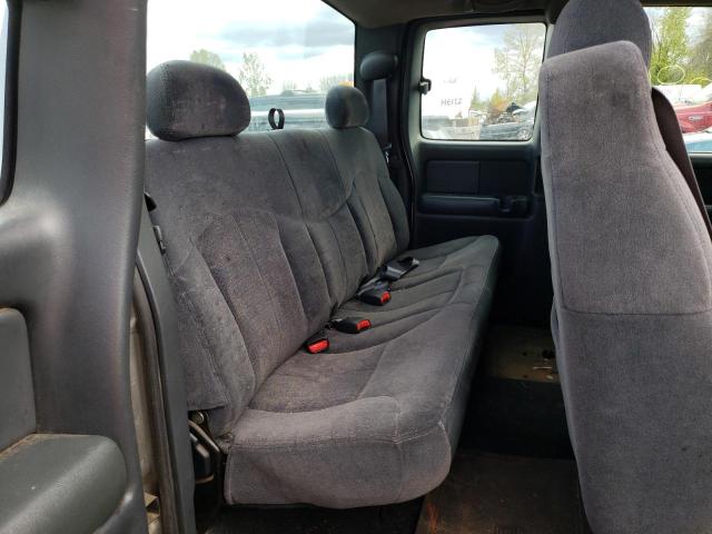 Photo 6 from auction – 2001 CHEVROLET SILVERADO with VIN 2GCEC19W211158047