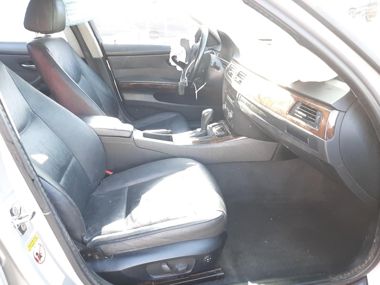 Photo 5 from auction – 2007 BMW 328 I with VIN WBAVA37537NL17383