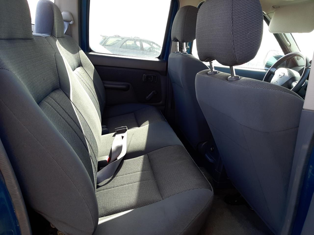 Photo 6 from auction – 2004 NISSAN FRONTIER C with VIN 1N6ED27T74C402864