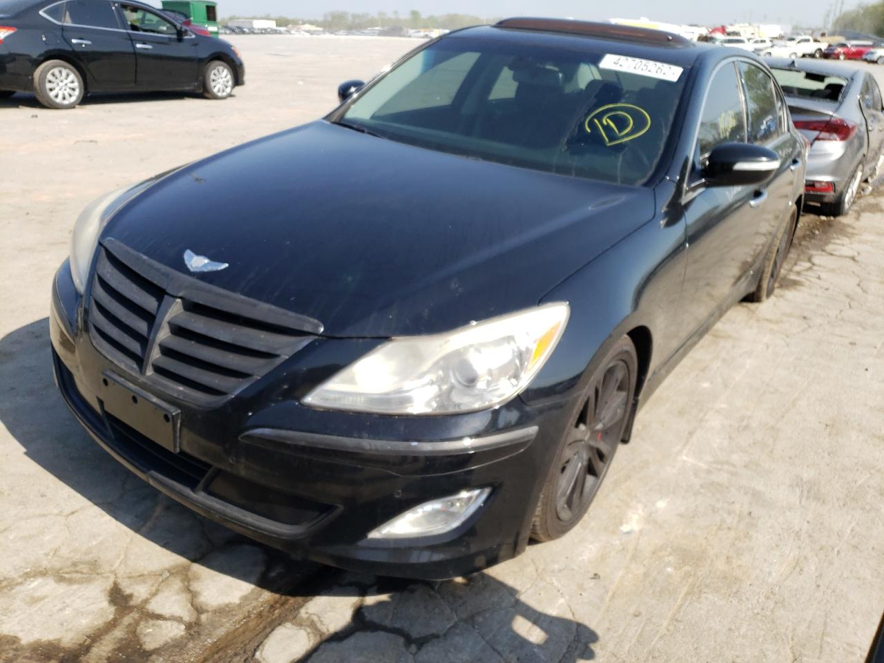 Photo 2 from auction – 2013 HYUNDAI GENESIS 3. with VIN KMHGC4DD3DU249204