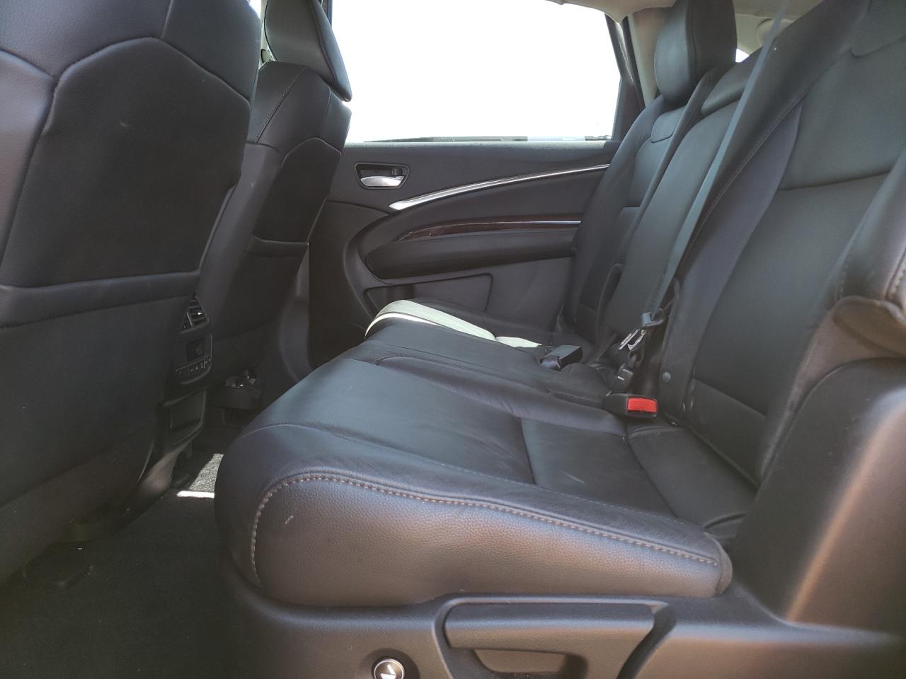 Photo 6 from auction – 2016 ACURA MDX with VIN 5FRYD4H47GB048658