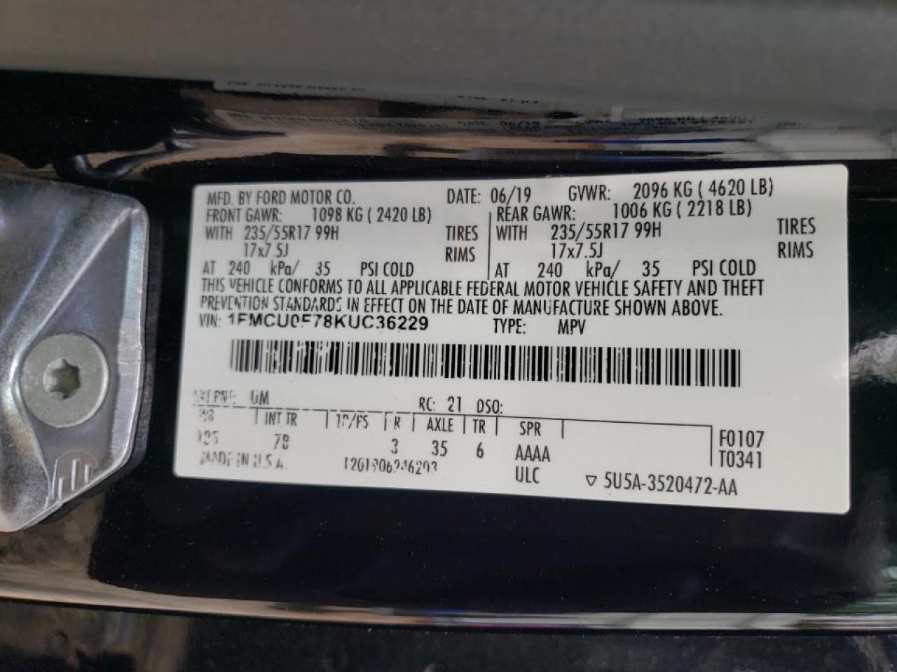 Photo 10 from auction – 2019 FORD ESCAPE S with VIN 1FMCU0F78KUC36229