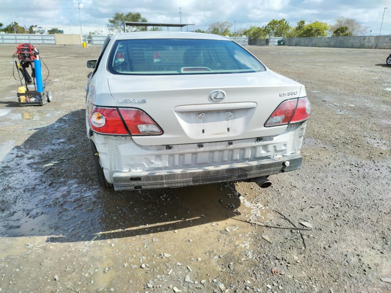 Photo 10 from auction – 2004 LEXUS ES 330 with VIN JTHBA30G440006845