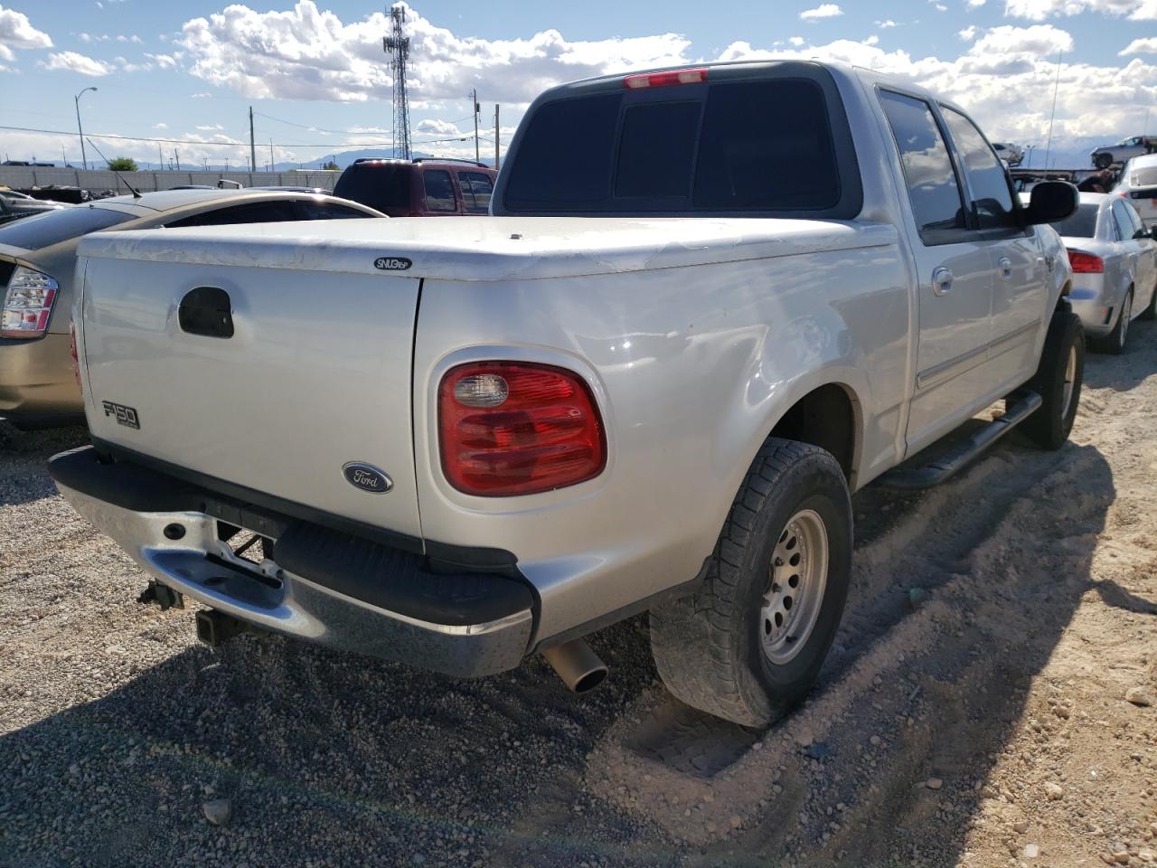 Photo 4 from auction – 2001 FORD F150 SUPER with VIN 1FTRW07L61KC27785