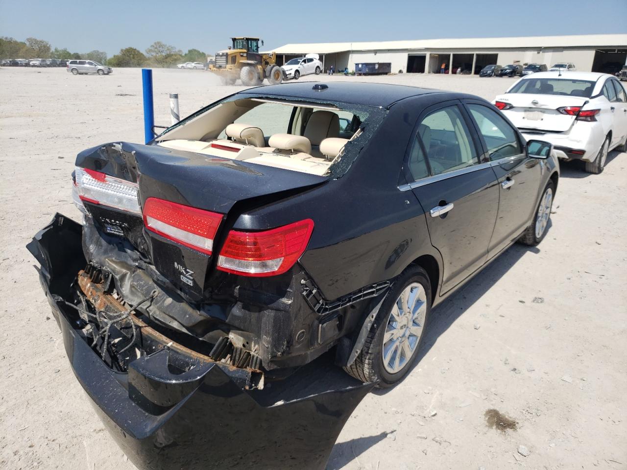 Photo 4 from auction – 2010 LINCOLN MKZ with VIN 3LNHL2JC6AR655923