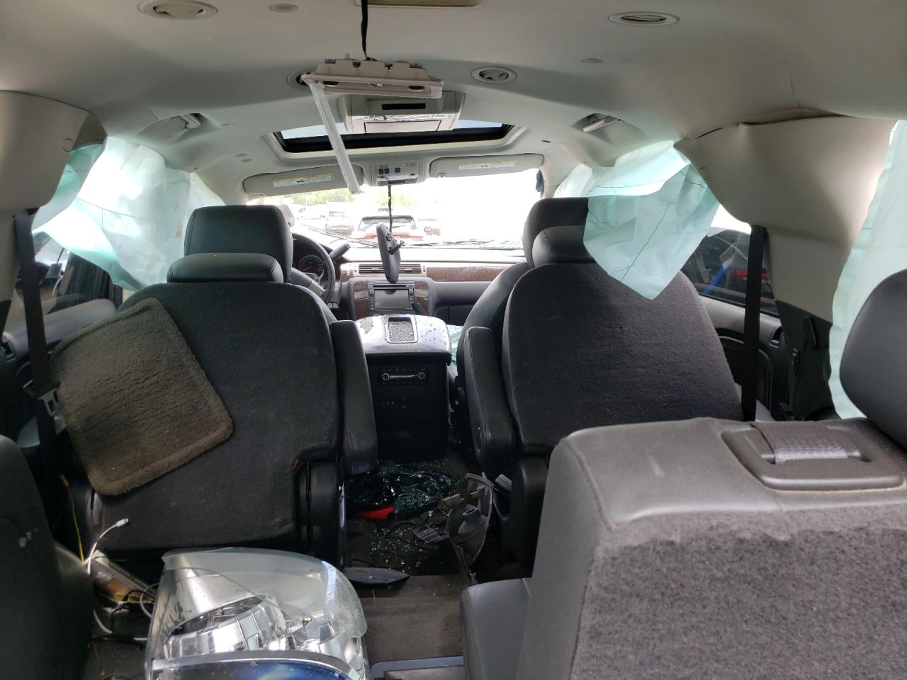 Photo 9 from auction – 2011 GMC YUKON DENA with VIN 1GKS1EEF7BR367836
