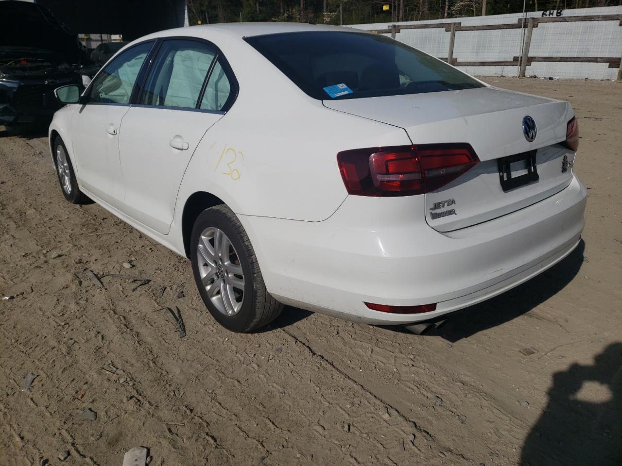 Photo 3 from auction – 2017 VOLKSWAGEN JETTA S with VIN 3VW2B7AJXHM363446