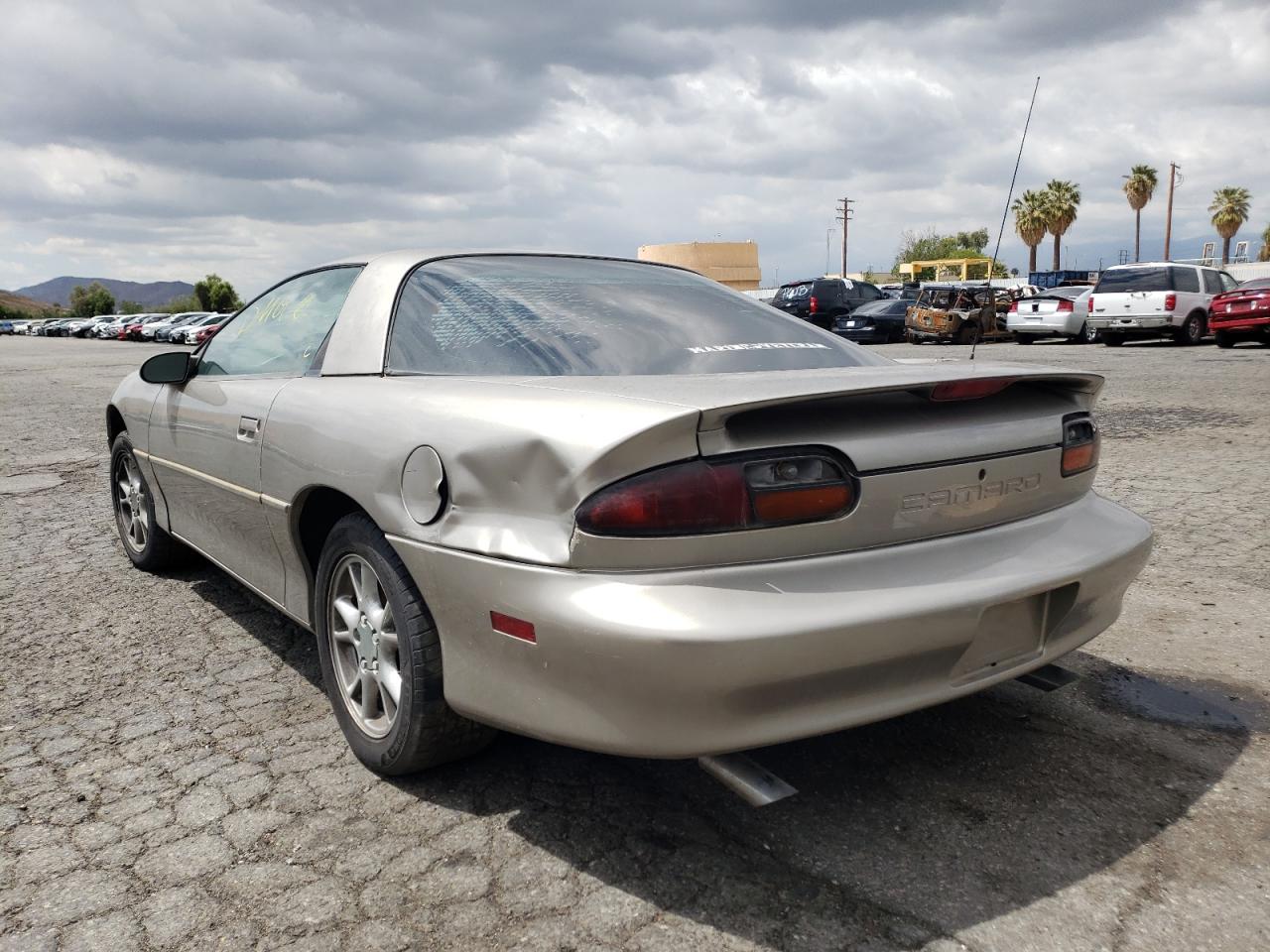 Photo 3 from auction – 2001 CHEVROLET CAMARO with VIN 2G1FP22K312131383