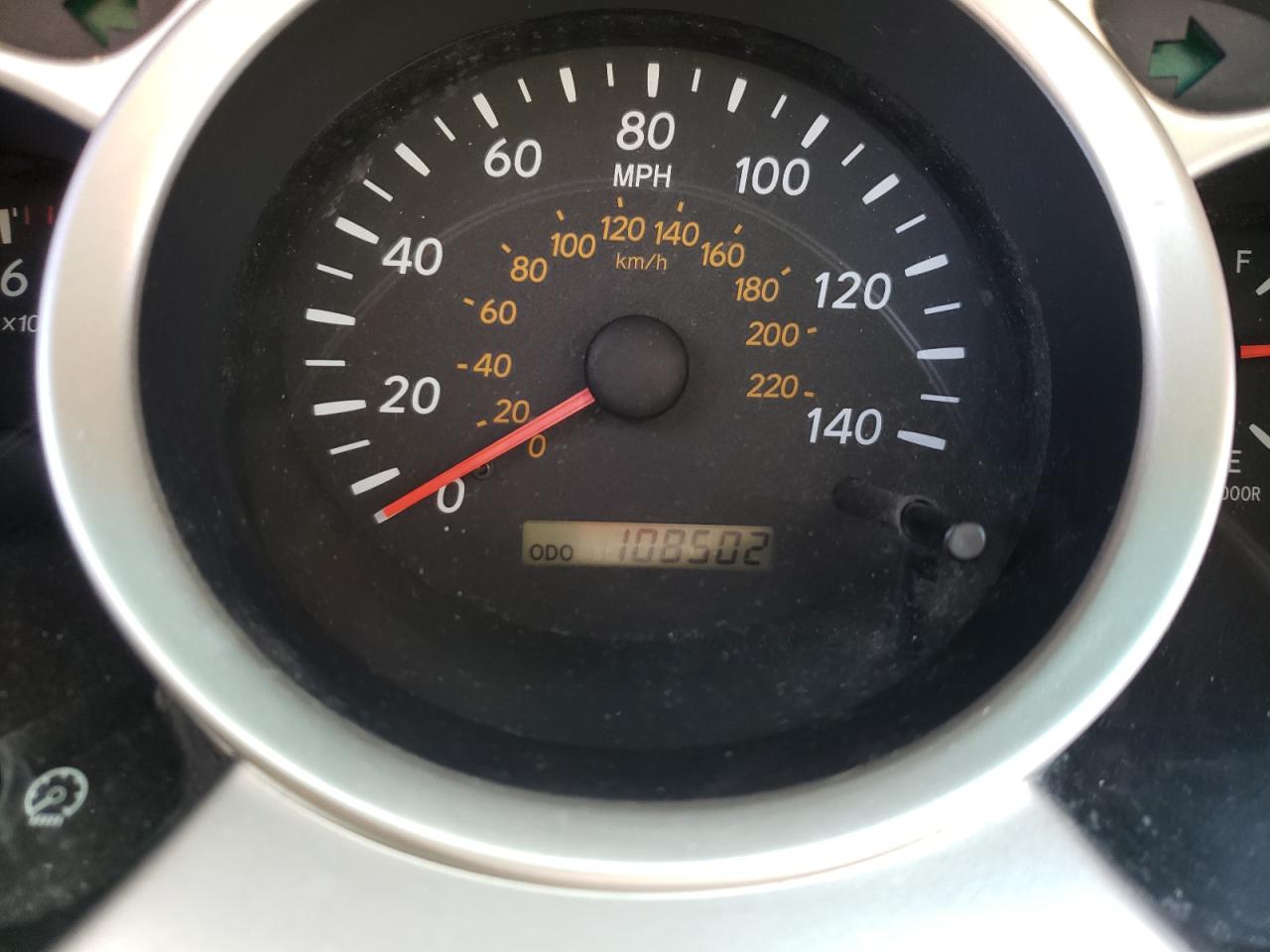 Photo 8 from auction – 2004 TOYOTA HIGHLANDER with VIN JTEGD21A340099663