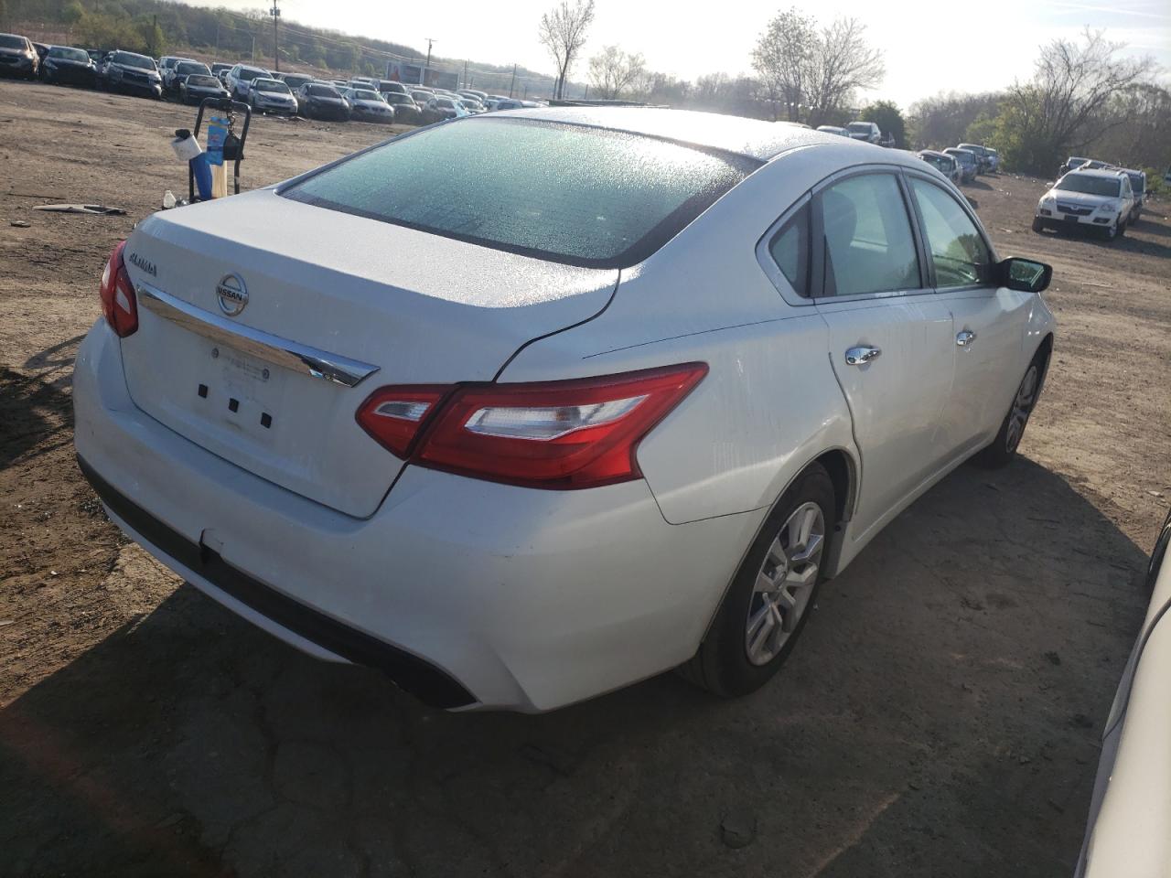 Photo 4 from auction – 2016 NISSAN ALTIMA 2.5 with VIN 1N4AL3APXGN356290